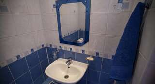 Гостиница Central Рубцовск Одноместный номер с общей ванной комнатой-5